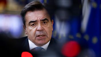 Schinas, vicepresidente de la CE, asegura que recibió un balón, bombones y souvenirs de Qatar