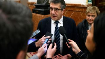 Alejandra Jacinto (Podemos) le cuenta a Ayuso lo que le ha pasado esta semana: es significativo