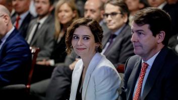 Mañueco se suma al discurso duro de Ayuso: "El Gobierno da pasos hacía una república bolivariana"