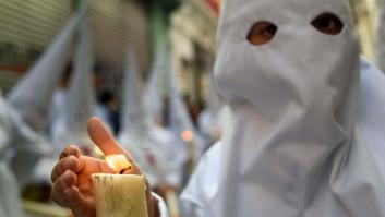 La reacción de un grupo de afroamericanos al ver un paso de Semana Santa da la vuelta al mundo