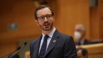 Esta es la cara que se le ha quedado a Maroto tras el rapapolvo que se ha llevado de Sánchez