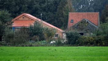 La policía sueca detiene a una madre por encerrar a su hijo durante casi 30 años: "Apenas podía caminar"