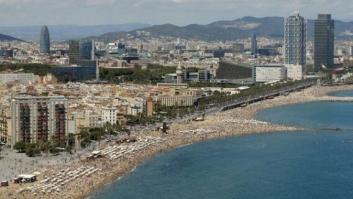 Un joven de 23 años muere ahogado cuando se bañaba de madrugada en una playa de Barcelona