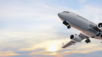 Una furgoneta embiste a otra en la pista de la T-4 del aeropuerto de Barajas