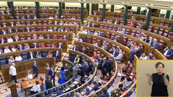 Echenique explica qué es el fascismo y las cámaras captan la reacción instantánea de Abascal