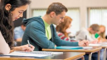 El Gobierno oferta 30.000 plazas para opositores en 2023