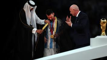 A la venta la 'bata árabe' que se puso Messi en Qatar: su precio y dónde conseguirla
