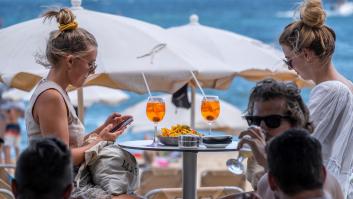 Ada Colau: "El Govern ha llegado tarde a Lleida y al área metropolitana"