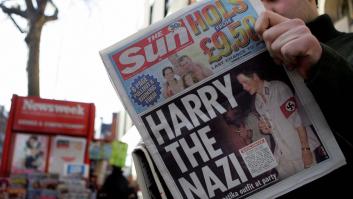 El príncipe Harry acusa a su hermano y Kate Middleton de incitarle a ponerse el disfraz de nazi