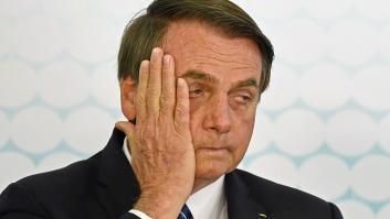 Bolsonaro dice que sus problemas intestinales le harán volver a Brasil antes de lo previsto