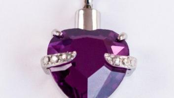 Esparcir las cenizas por el espacio y otras 11 curiosidades funerarias que te dejarán 'muerto'