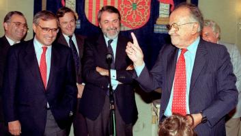 Muere Santiago Carrillo: 8 momentos míticos de su vida