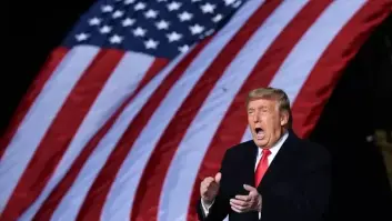 Trump está volviendo a usar la narrativa que desencadenó el asalto al Capitolio