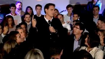 Rivera arranca la campaña al ritmo de "marcha, marcha, queremos marcha" y en medio de gritos de "sí se puede"