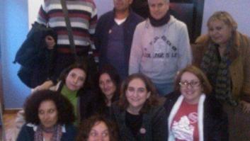 Desahuciadas, militantes del PP e indignadas con Cospedal: "Los que no pagamos la hipoteca es porque no podemos"