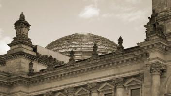 De los trabajos y los mitos