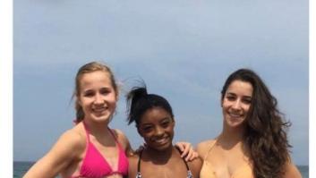 Critica el físico del equipo de gimnasia femenina de EEUU y Twitter se le echa encima