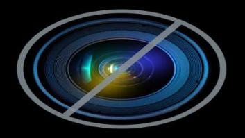 Un somalí sospechoso de terrorismo despista a la Policía británica disfrazándose con un burka (VÍDEO)