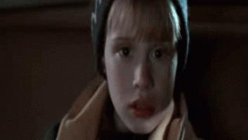 25 aniversario de 'Solo en casa': 14 caras de Macaulay Culkin que tú pones y no lo sabes (GIFS)