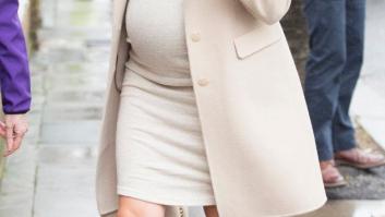 El último vestido de Meghan Markle cuesta menos de 30 euros y todavía puedes comprarlo en H&M