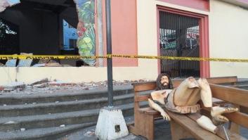 La censura del sollozo: catarsis de una periodista tras el terremoto de Ecuador