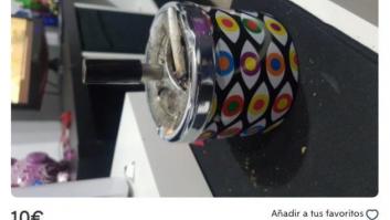 Cachondeo por el detalle que se ve en la fotografía de este cenicero en Wallapop