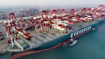 La compañía que bloqueó el Canal de Suez reparte una jugosa prima a sus empleados: 4 años de sueldo