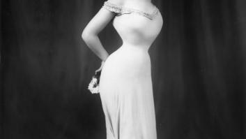 Piden a una estudiante que se cubra los pezones con tiritas para no distraer a sus compañeros