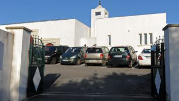 Al menos dos heridos en un tiroteo frente a la mezquita de Bayona (Francia)