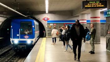 Un día en... el metro: así habla la gente en la calle del sobre el 10-N