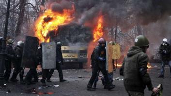 El Parlamento destituye a Yanukovich y convoca elecciones en Ucrania