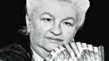 La RAE pide perdón a Emilia Pardo Bazán un siglo después por el trato machista que dio a la escritora