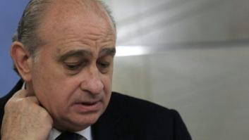 Bruselas le vuelve a dar un toque a Fernández Díaz por las 'devoluciones en caliente' de inmigrantes