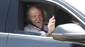 Zarzuela y Moncloa sopesan una salida de Juan Carlos I de Palacio para alejarle de Felipe VI