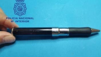 Detenido un estudiante por poner un boli con cámara en el baño para grabar a sus compañeras