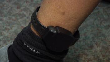 ¿Cómo funcionan las pulseras de control telemático de agresores machistas?