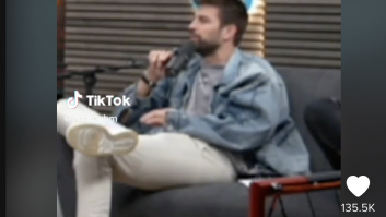 Piqué se burla de AuronPlay de forma inesperada y provoca reacciones entre los presentes