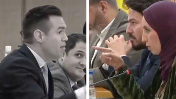 Uno de Vox habla de "los modelitos" de Fatima Hamed: ella levanta el dedo y ojo a lo que pasa