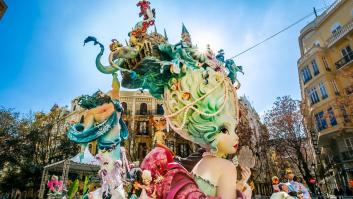 Programa de las Fallas hoy 4 de marzo: Horario de la Cabalgata del Ninot y las Mascletàs nocturnas