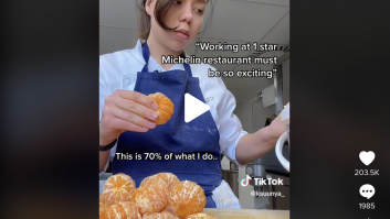 Graba lo que hace en el restaurante de estrella Michelín en el que trabaja y da muchísimo que hablar
