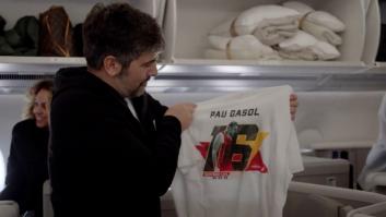 Iberia realiza un emotivo homenaje a Pau Gasol en un vuelo con destino a Los Ángeles