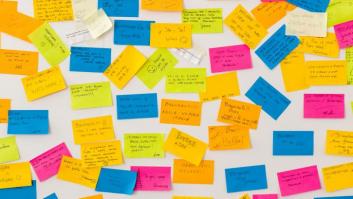 A qué edad aprendiste a despegar bien los post-it