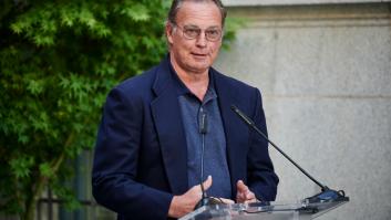 Bertín Osborne estalla como nunca en Instagram: "¿De qué manicomio se ha escapado esta loca?"