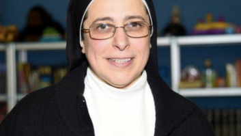 La reacción de Sor Lucía al enterarse de quién es el nuevo papa es hipnótica: deja clarísimo qué piensa de él