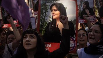 El relator de la ONU denuncia que la "policía de la moral" iraní mató a golpes a Masha Amini