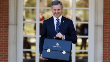 El mal trago del nuevo ministro de Sanidad: su primera pregunta en el Congreso es sobre el cannabis