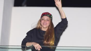 Shakira mete una grúa en casa de Piqué para llevarse un árbol a Miami
