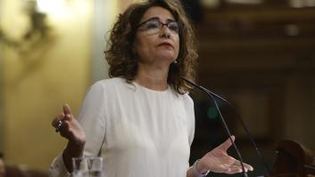 La ministra de Hacienda dedica estas palabras a Feijóo al cumplir su primer año al frente del PP