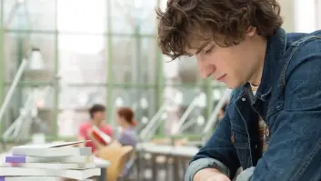 Este es el dinero máximo que puedes recibir por tu beca de educación