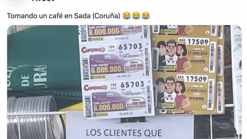 El cartel que tienen colgado en una cafetería de A Coruña dirigido a los clientes es ORO PURO